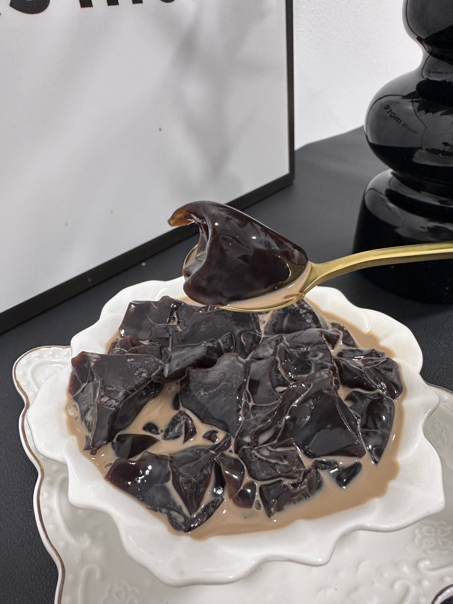 古法灵芝土茯苓龟苓膏｜Ganoderma Lucidum, Poria Cocos Tortoise jelly